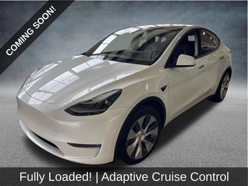Used 2023 Tesla Model Y Long Range AWD/4WD image 3