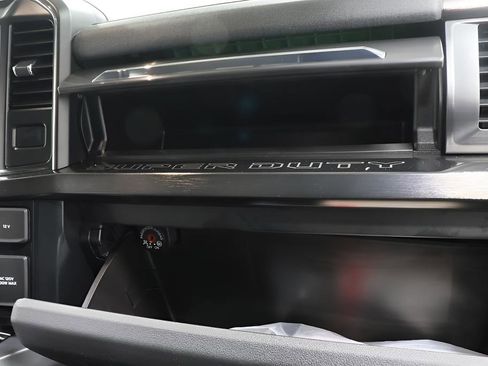 Used 2024 Ford F250 Lariat w/ Lariat Ultimate Package image 29