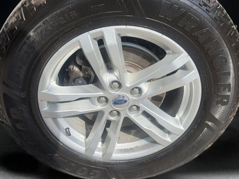 Used 2022 Ford Explorer 4WD image 26