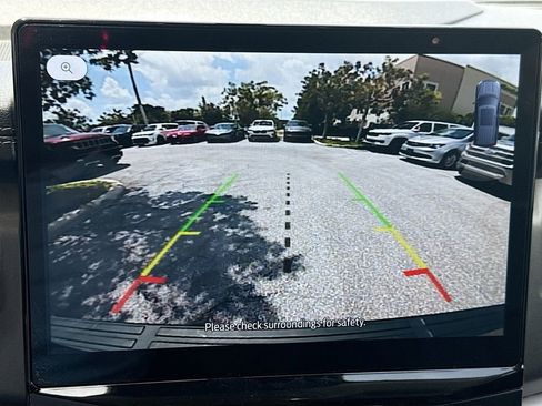 Used 2024 Ford Expedition Max XLT image 15