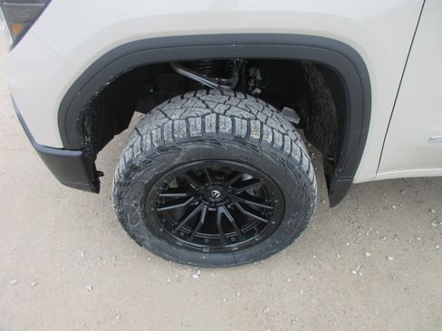 New 2026 GMC Sierra 1500 Pro w/ Pro Value Package image 12