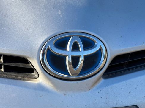 Used 2012 Toyota Prius Three image 47