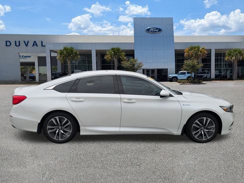 Used 2018 Honda Accord Hybrid image 3