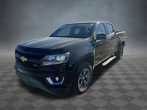 Used 2015 Chevrolet Colorado Z71 AWD/4WD image 3