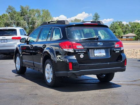 Used 2014 Subaru Outback 2.5i w/ Alloy Wheel Package AWD/4WD image 9