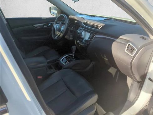 Used 2015 Nissan Rogue SL w/ SL Premium Package image 22