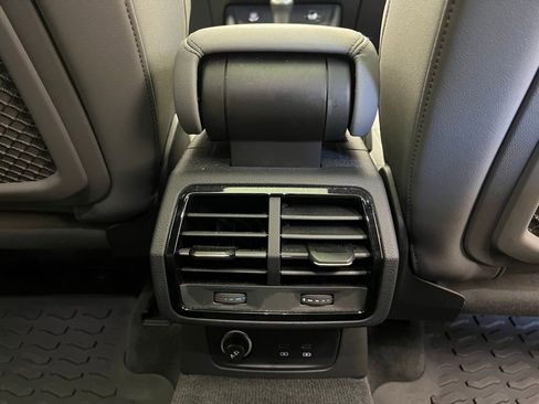 Used 2020 Audi Q3 2.0T Premium Plus w/ Premium Plus Package image 9