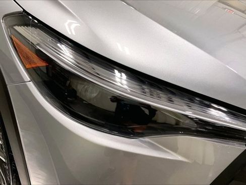 Certified 2026 Toyota Corolla Cross XLE w/ Convenience Package AWD/4WD image 29