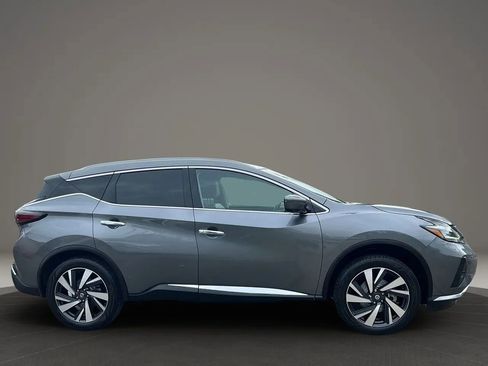 Used 2022 Nissan Murano SL w/ Cargo Package image 4