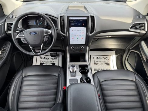 Used 2024 Ford Edge SEL image 15