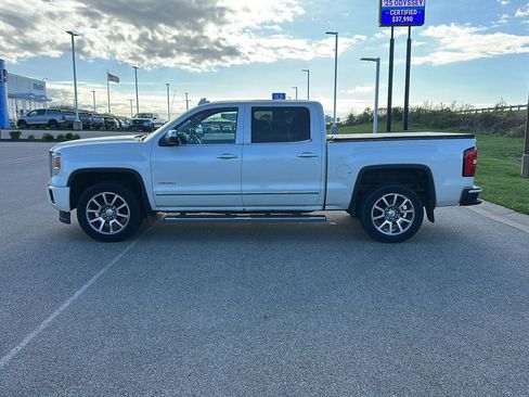 Used 2015 GMC Sierra 1500 Denali w/ Driver Alert Package AWD/4WD image 6