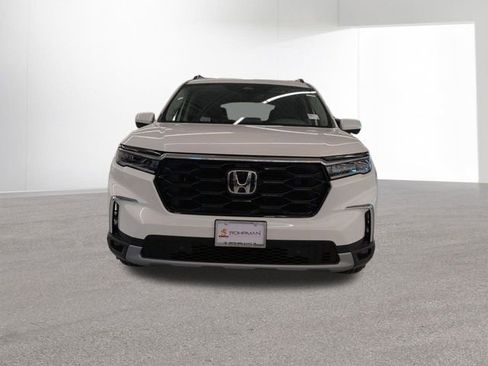 New 2025 Honda Pilot Touring image 27