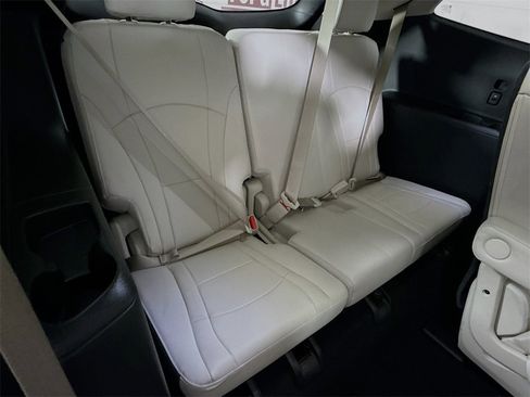 Used 2023 Buick Enclave Essence w/ Experience Buick Package image 31