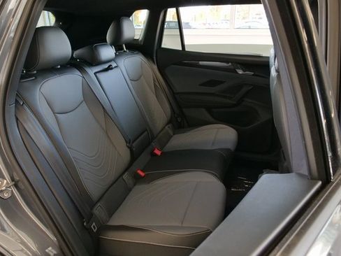 New 2026 Volkswagen Tiguan SE R-Line image 15