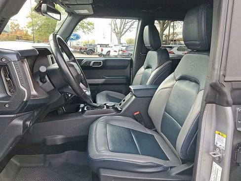 Used 2022 Ford Bronco Outer Banks AWD/4WD image 16