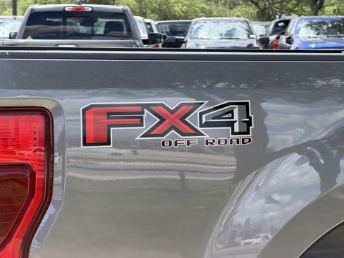 Used 2021 Ford F250 Lariat w/ Lariat Value Package AWD/4WD image 8