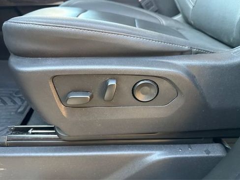 Used 2025 Chevrolet Silverado 2500 LTZ w/ LTZ Plus Package image 18