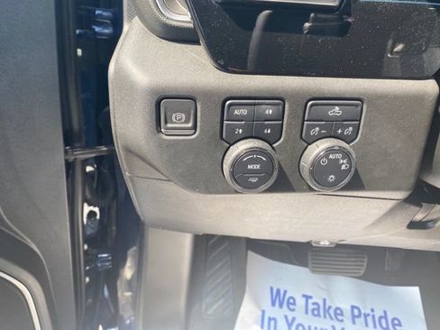Used 2023 Chevrolet Silverado 1500 LT w/ Z71 Off-Road Package AWD/4WD image 19