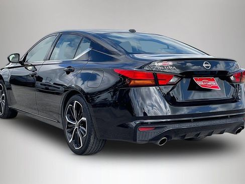 Used 2024 Nissan Altima 2.5 SR FWD image 4