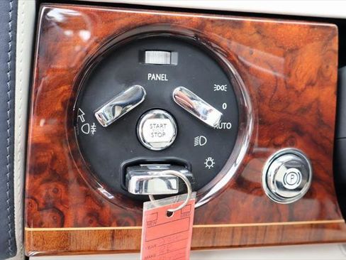 Certified 2016 Rolls-Royce Phantom image 29