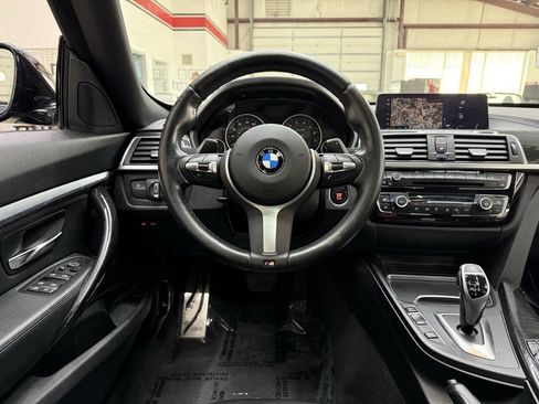 Used 2019 BMW 330i Gran Turismo xDrive w/ M Sport Package AWD/4WD image 22