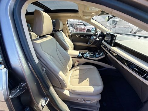 Used 2021 Lincoln Nautilus Reserve w/ Cargo Utility Package image 31