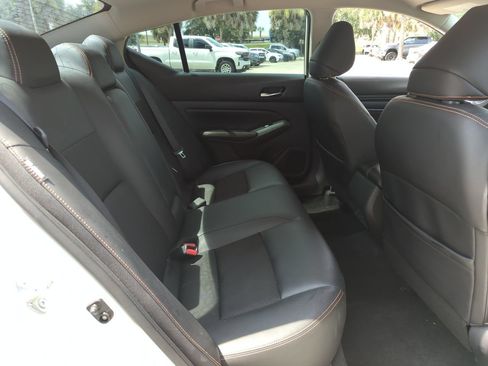 Used 2020 Nissan Altima 2.5 SR FWD image 23