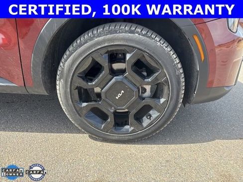 Certified 2024 Kia Sorento SX Prestige image 10