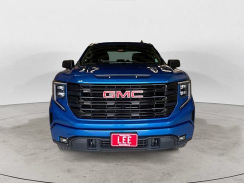 Used 2023 GMC Sierra 1500 Elevation AWD/4WD image 9