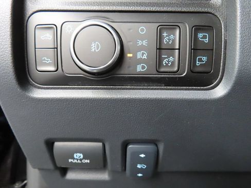 Used 2026 Ford F250 Platinum AWD/4WD image 68