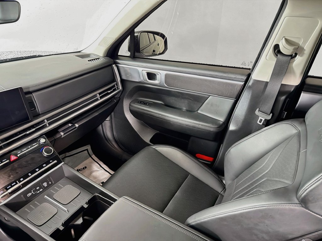 Used 2025 Hyundai Santa Fe XRT AWD/4WD image 24