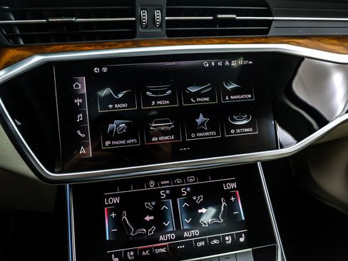 Used 2023 Audi A6 Premium Plus w/ Premium Plus Package image 21