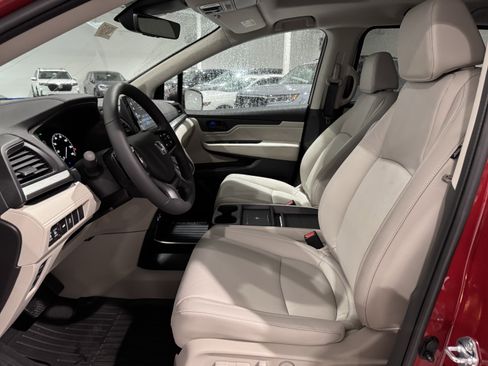 New 2026 Honda Odyssey EX-L image 4
