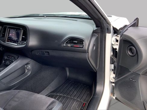 Used 2021 Dodge Challenger R/T Scat Pack RWD image 17