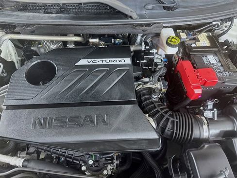 Used 2023 Nissan Rogue S FWD image 37