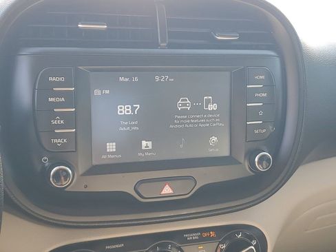 Used 2020 Kia Soul LX image 29