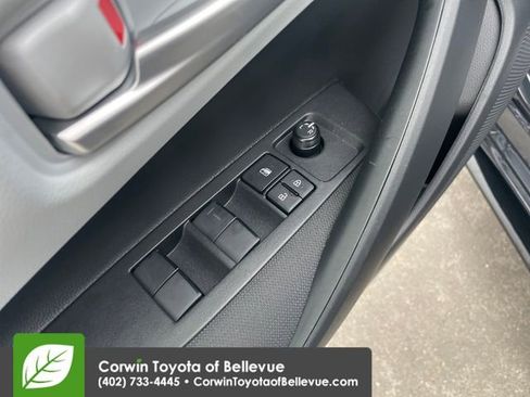 Used 2026 Toyota Corolla SE FWD image 19