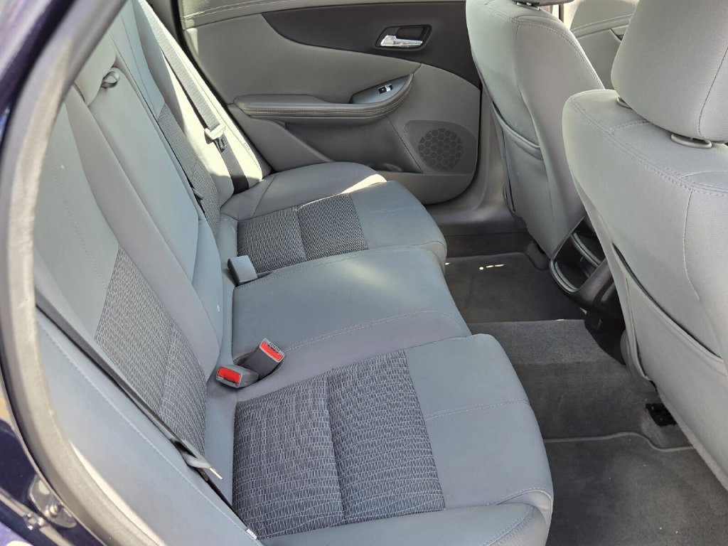 Used 2017 Chevrolet Impala LS FWD image 15
