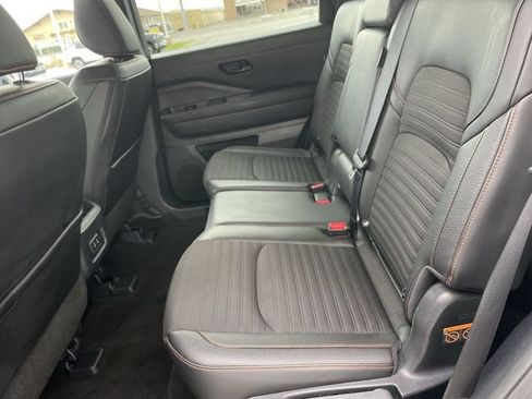 Used 2026 Nissan Pathfinder Rock Creek AWD/4WD image 21