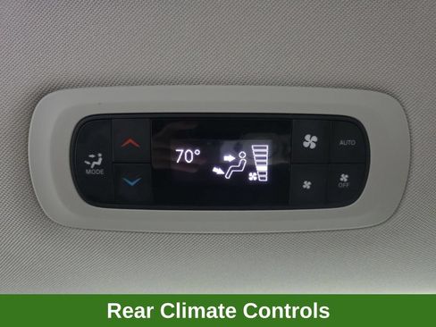 Used 2024 Chrysler Pacifica Touring-L FWD image 44