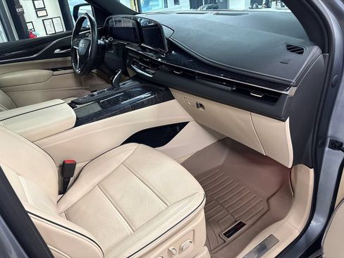 Used 2023 Cadillac Escalade Premium Luxury w/ Performance Package AWD/4WD image 49