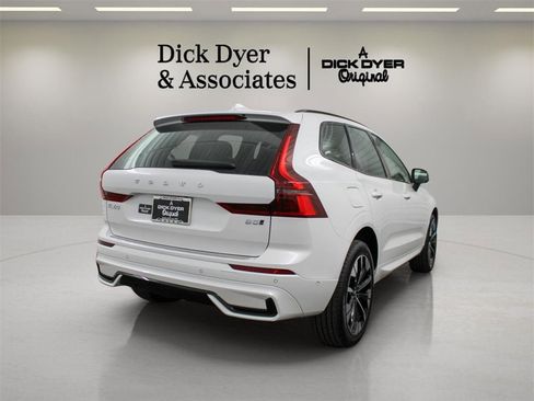 New 2026 Volvo XC60 B5 Plus w/ Protection Package Premier image 3
