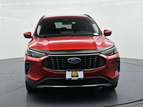 Used 2023 Ford Escape Platinum AWD/4WD image 3