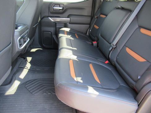 Used 2020 GMC Sierra 1500 AT4 w/ AT4 Premium Package image 27