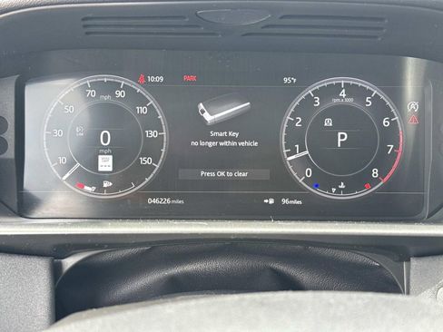 Used 2019 Land Rover Discovery HSE AWD/4WD image 29