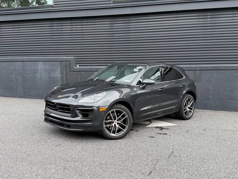 Certified 2026 Porsche Macan S AWD/4WD image 4