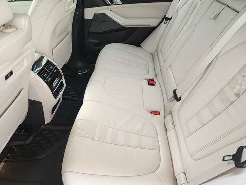 Used 2020 BMW X5 sDrive40i w/ Premium Package RWD image 30