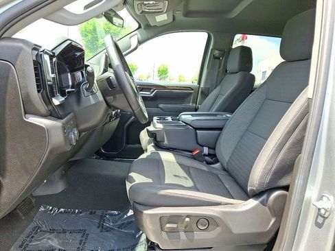 Used 2026 Chevrolet Silverado 1500 LT AWD/4WD image 13
