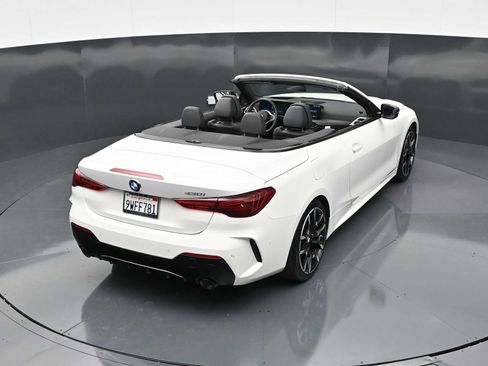 Used 2025 BMW 430i Convertible w/ M Sport Package image 15
