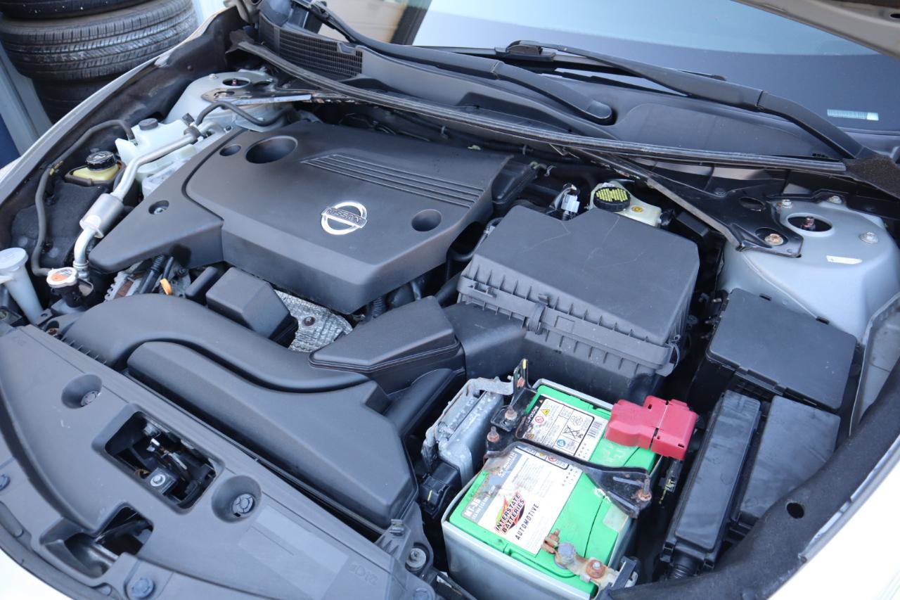 Used 2015 Nissan Altima 2.5 SL w/ Moonroof Package FWD image 33